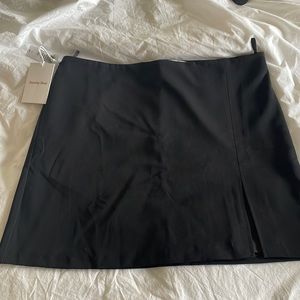 Aritzia Tatiana Black Skirt